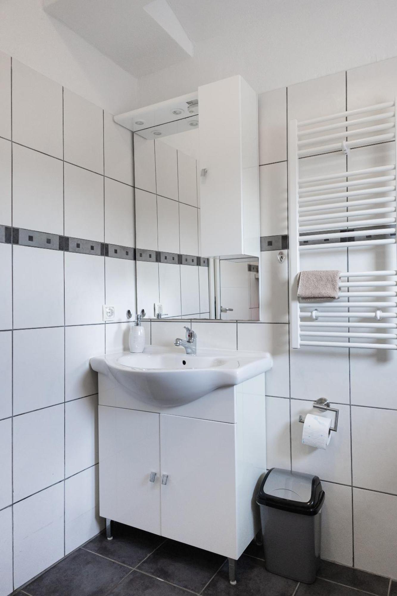 Apartments Anita Kruševo Eksteriør bilde